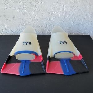 TYR Stryker Silicone Swim Fins Size 10-11 US MEN'S